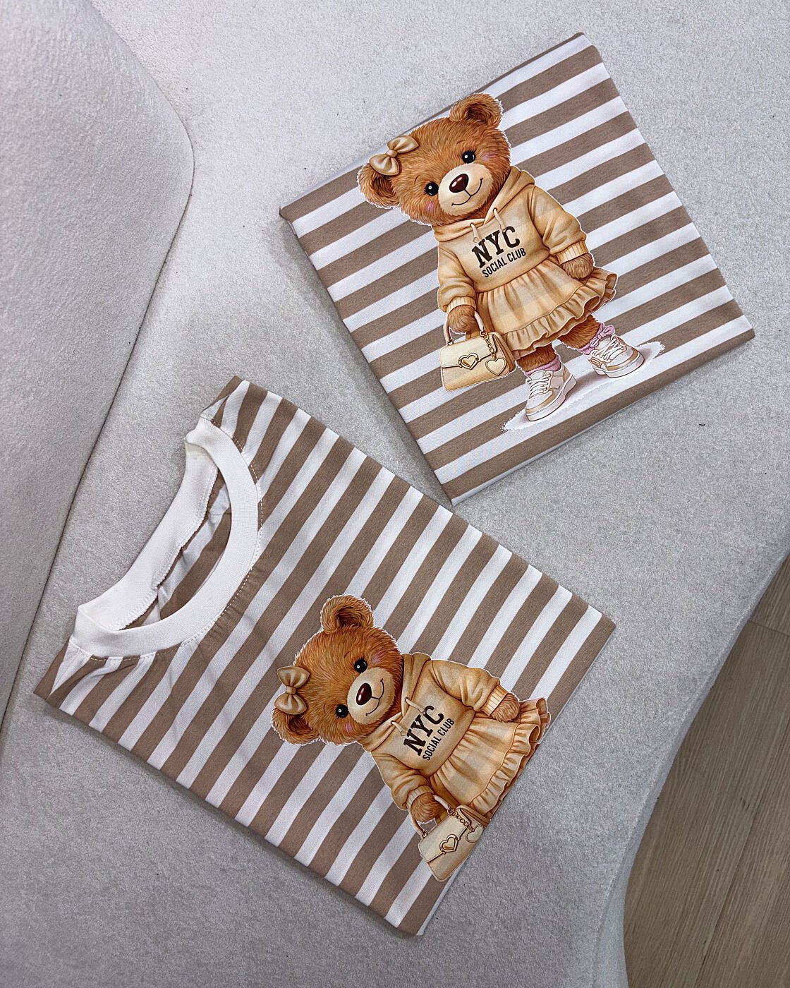 T-shirt bear listrado bege foto 3